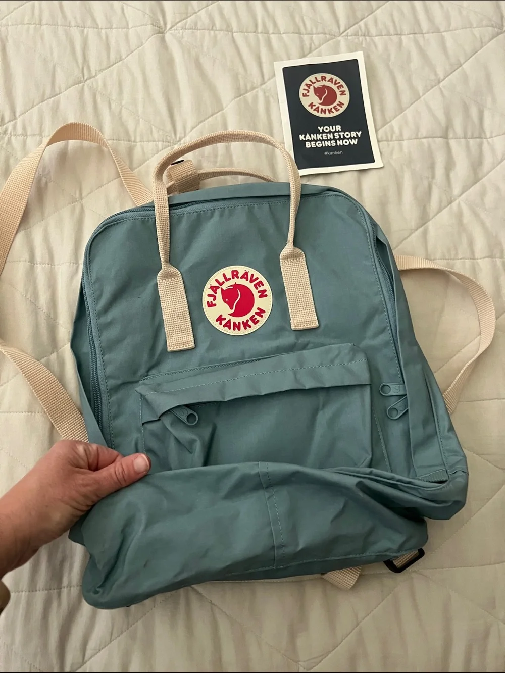 FJALLRAVEN KÅNKEN Water Resistant Backpack Sky Blue Light Oak